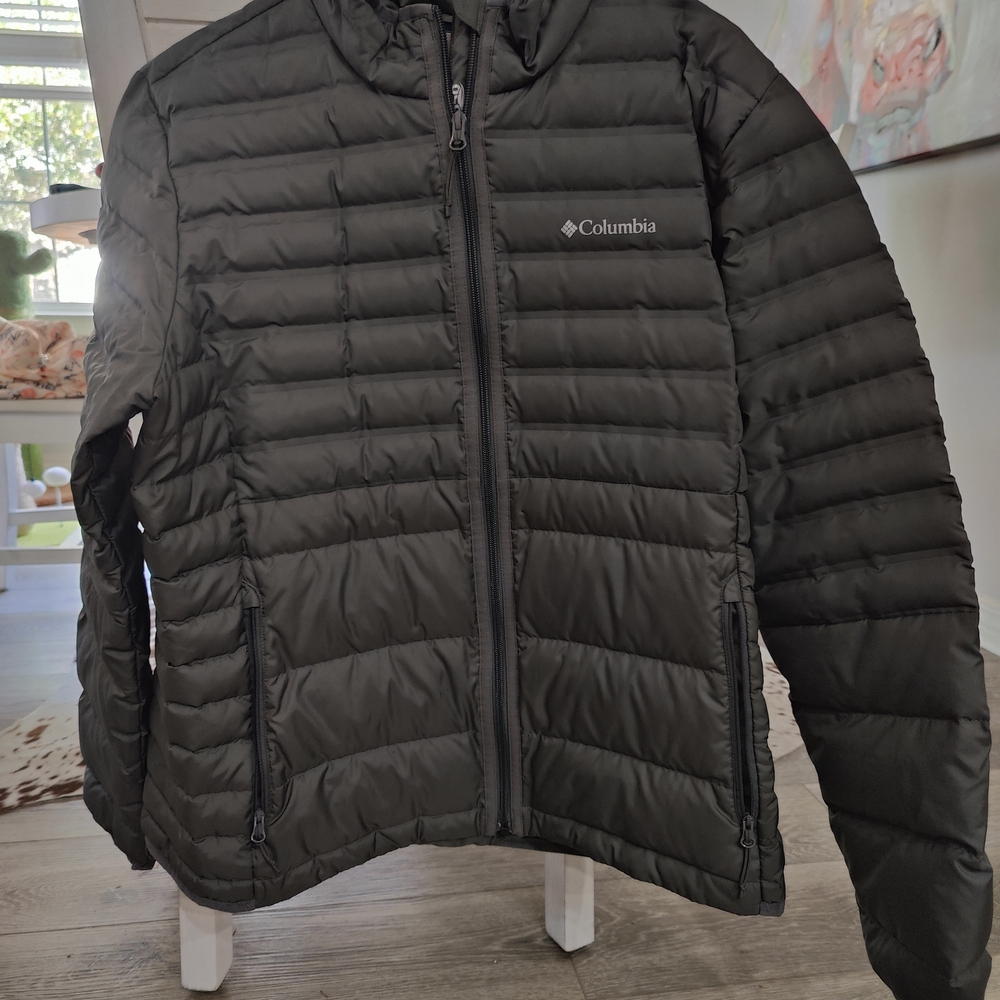 Columbia Women's XL Gray Puffer Jacket